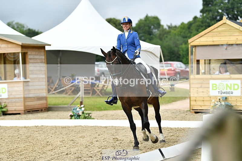 250718A-135823-01936 - 038-Natasha.Collings-Costello-Dovevale.Tender.Dove