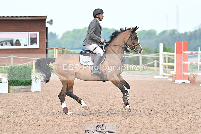 240512A-104516-17360 - Cls 48 National 1.30m Open