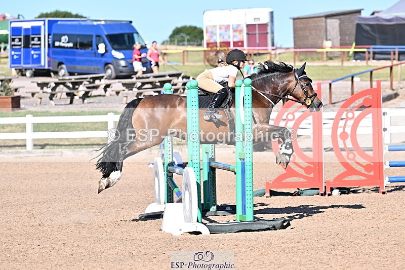 250708A-175854-00402 - 80cm Classes