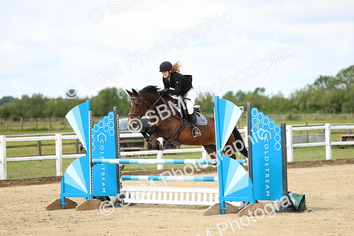 SBM_000327 - Class 2 - Senior British Novice - 90cm