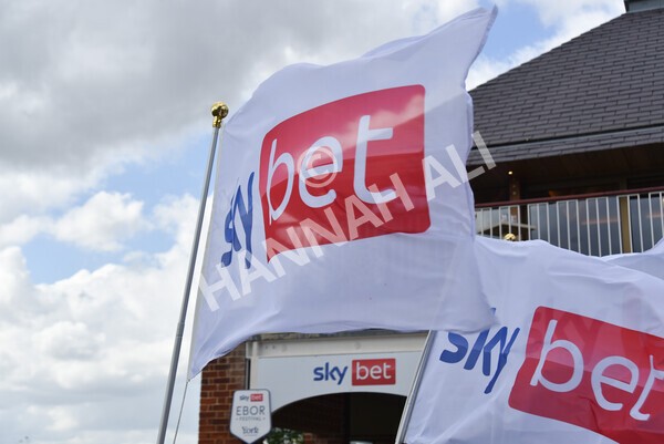 yr20082022r4-15 - Race 4 3.35pm Sky Bet Ebor