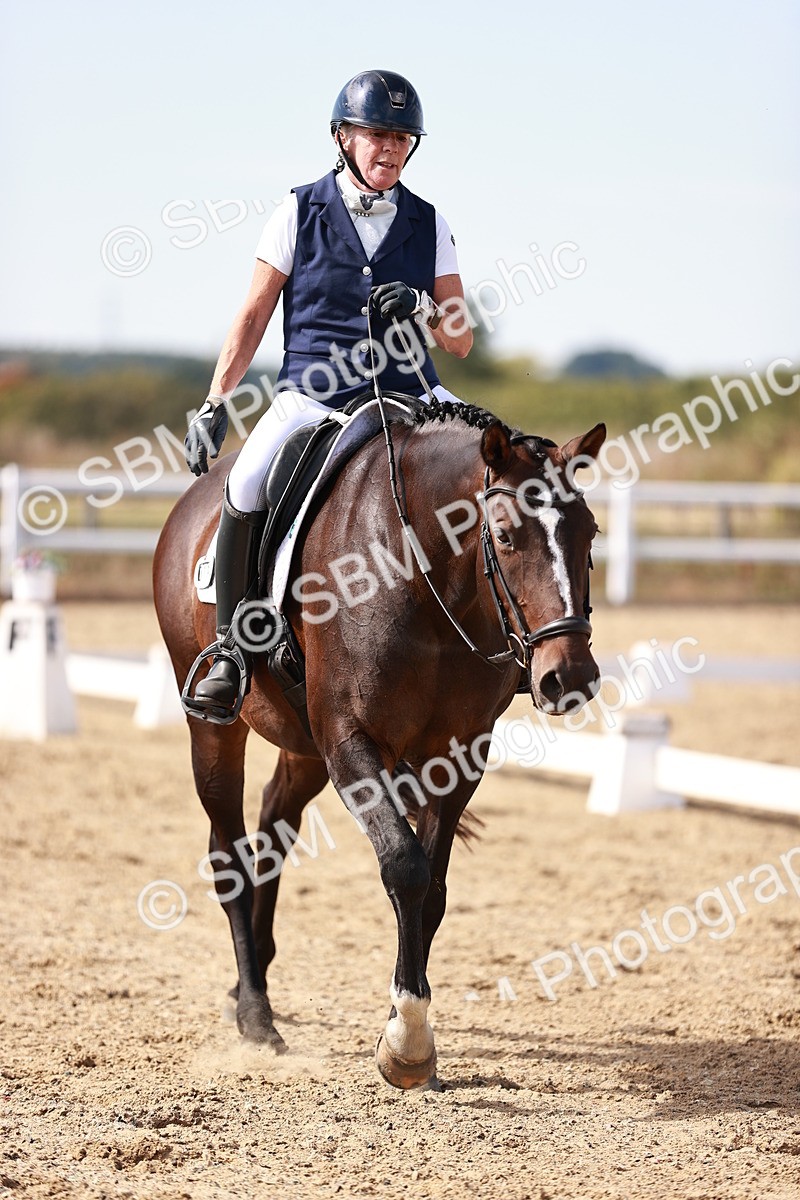 SBM_006233 - Class 15 - Advanced Medium 5 - 14.51-15.39