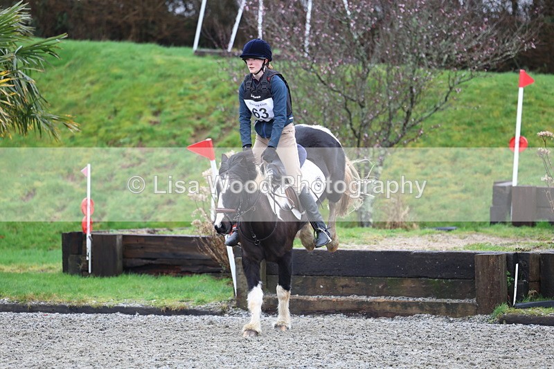 3E7A7111 - Class 2: 80cm Part 2