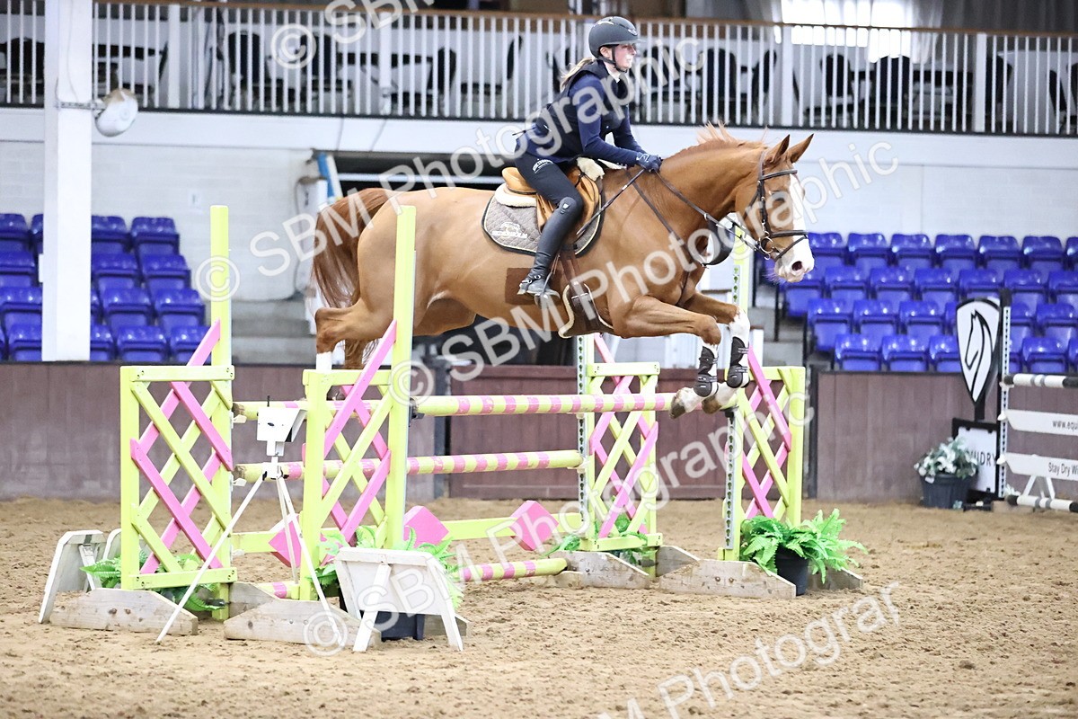SBM_005677 - Class 17 - Senior Newcomers 1.10m