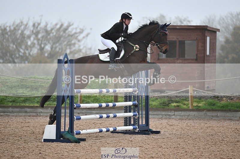 241102A-145147-05944 - SAT Cls 11 Snr 1.05m