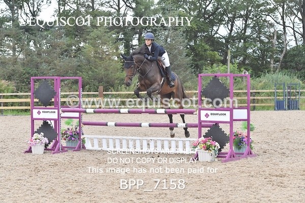 BPP_7158 - CLASS 4 Senior Newcomers/ 1.10m Open