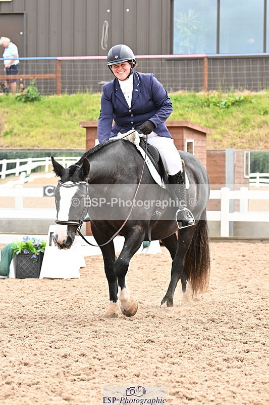 240817A-111317-07325 - 101-Chloe.Walton-La.Comtesse.Noire