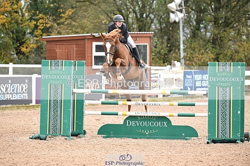 251105-141918-00839 - Cls 06 Fox & 1.20m