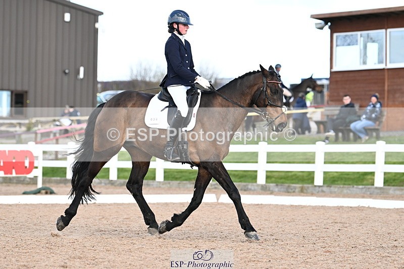 240324A-133106-03677 - Novice 27, 12.30 to 13.50