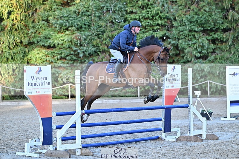 250829A-191729-03733 - Cls 12 1.05m Amateur Quali and Open