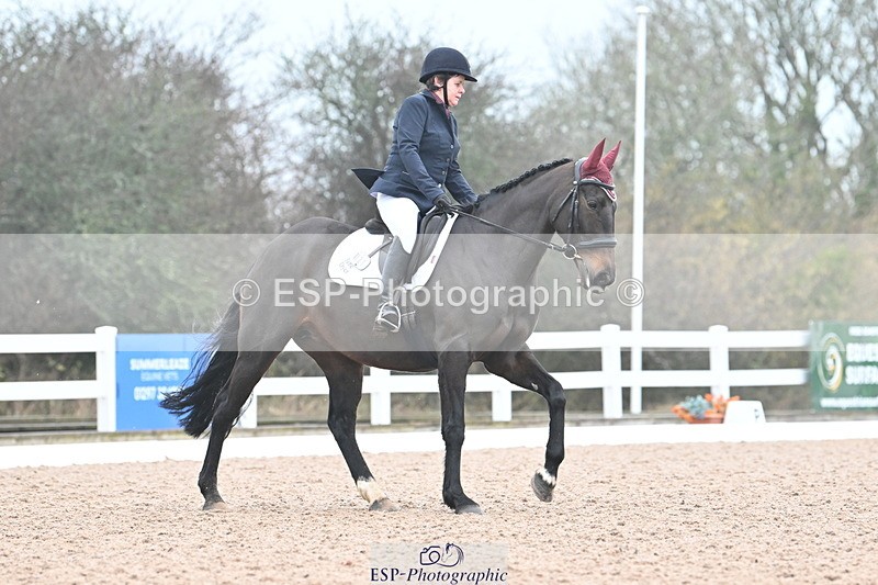 240217A-090916-00307 - 121-Jane.Dyer-Maen.Valley