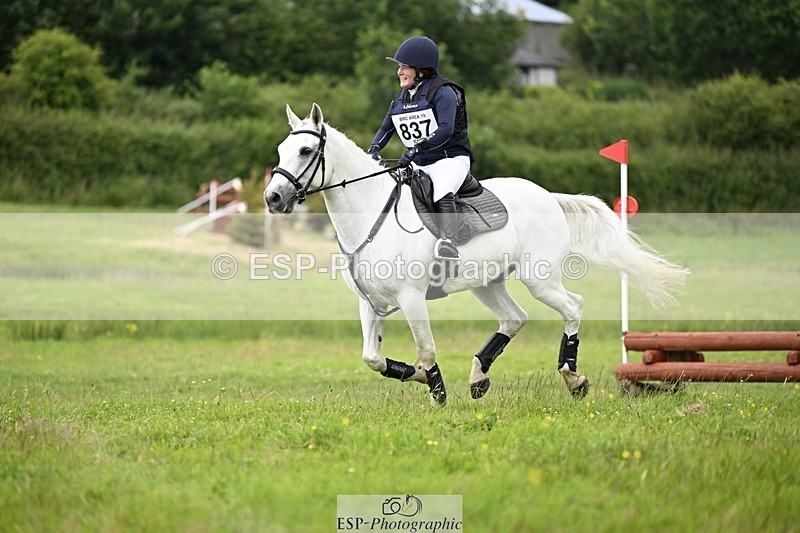 240630-144120-01960 - 837-Gemma_Sumner-Beaughmore_Bay