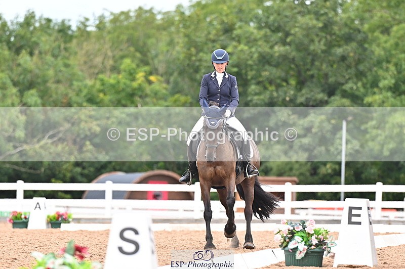 240817A-131059-09256 - 246-Katie.Carss-Desach.Cinderella