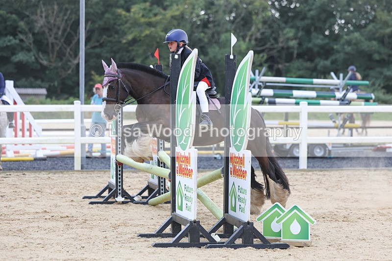 3E7A6561 - Class 4: 70cm Junior