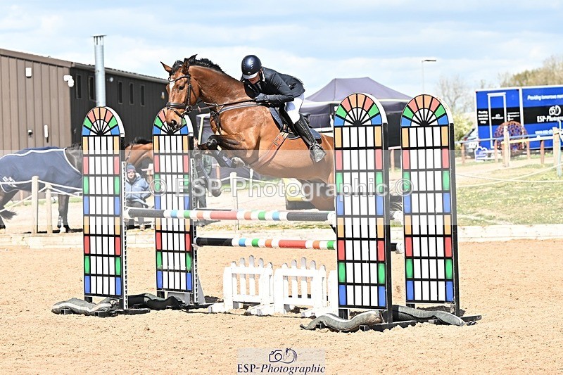 250416-132010-01024 - Cls 4 Newcomers and 1.10m