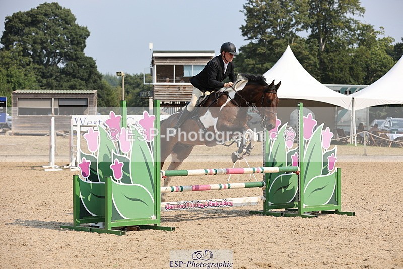 250816A-104103-00801 - Cls 3 Snr British Novice