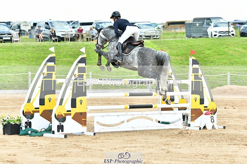 230720A-125409-02998 - Cls 33, 7 Yr Olds 1.30m