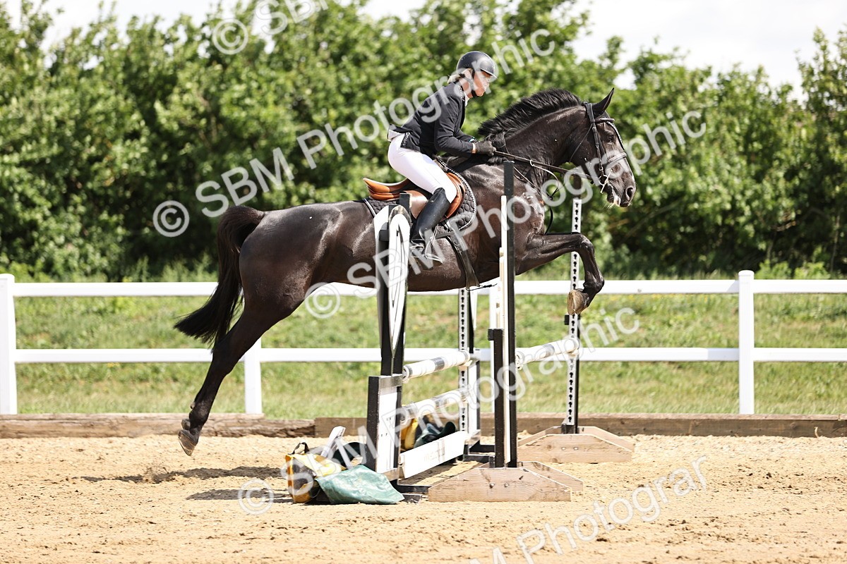SBM_002342 - Class 9 - Senior British Novice - 90cm