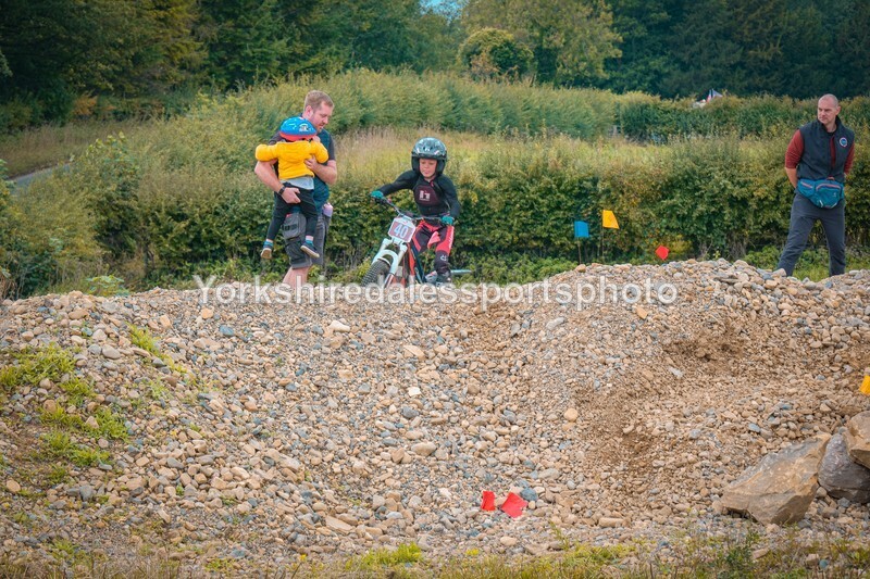 DSCF0134 - Ripon MC Trial 27/09- kids
