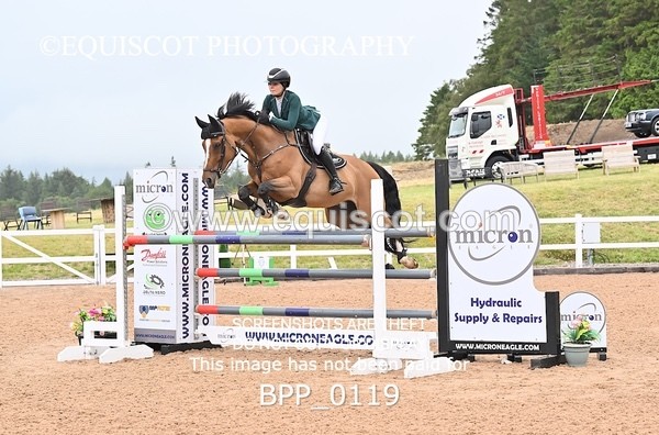 BPP_0119 - CLASS 25 SUN HOYS Redpost Equestrian Senior Foxhunter Second Round