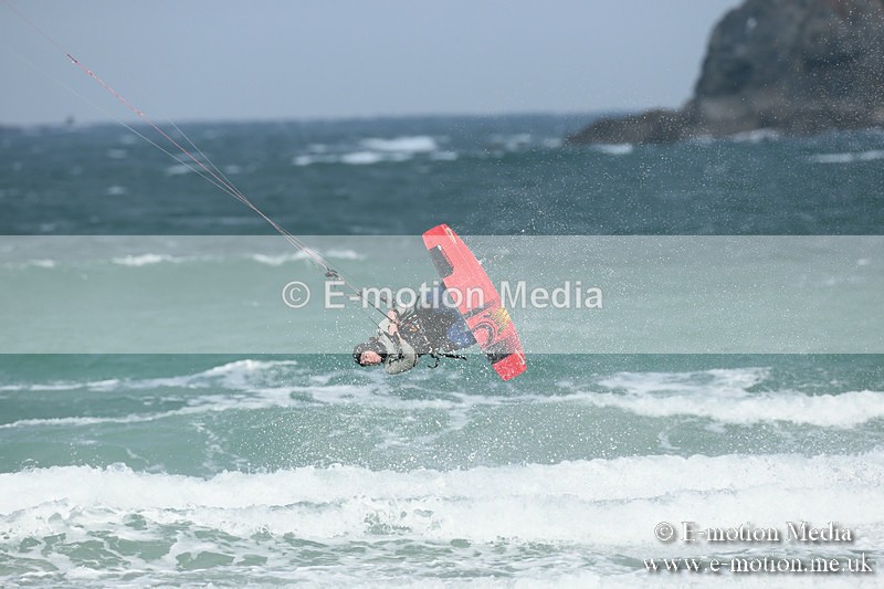 KS 020413-273 - Kite Surfing