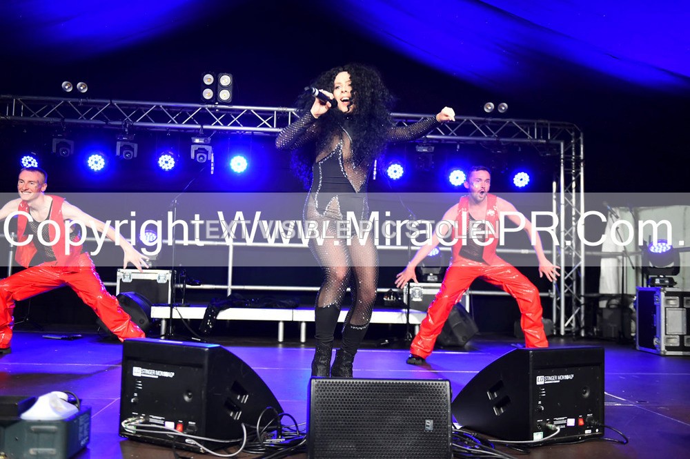 SH4_6670 - The Cher Experience