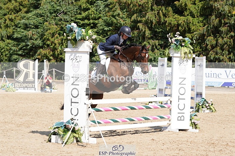 250824A-144052-38438 - 2113-Abbie.Smith-Courtways.Archer