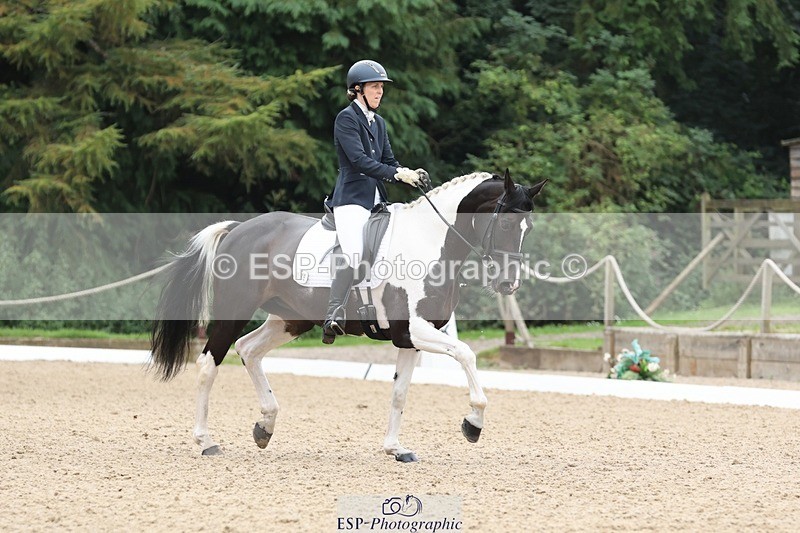 240810-114044-02933 - 189-Emma.Jenkinson-Fleur.C