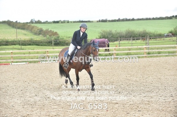 JAC_6583 - CLASS 15 SUN Pony Discovery / 90cm Open