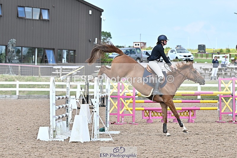 240605A-155506-00993 - Cls 5 Foxhunter and 1.20m Open