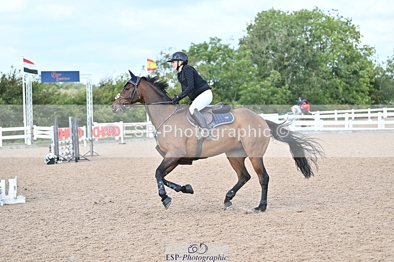 241004A-114401-01643 - Fri 08 85cm Amateur Quals