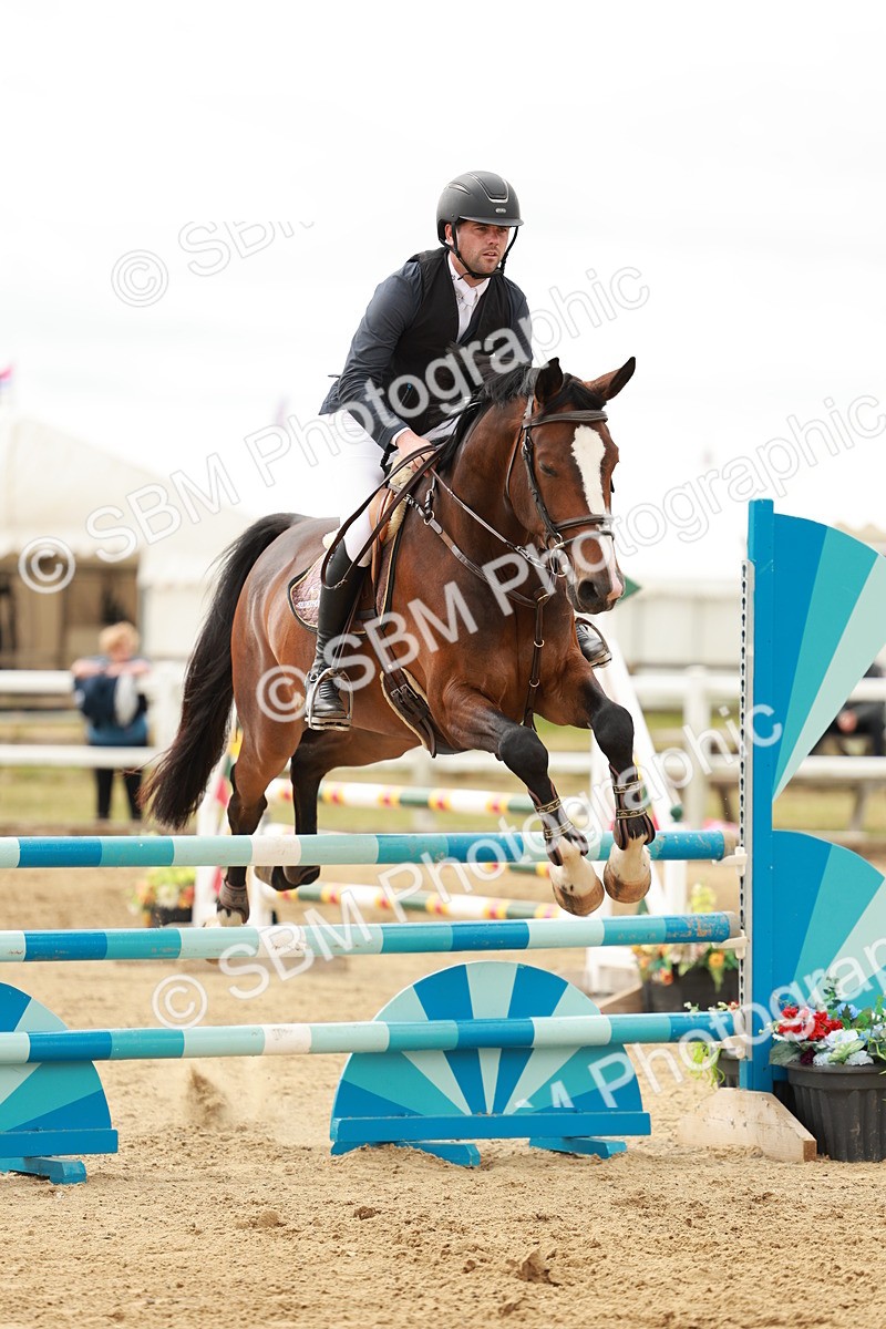 SBM_006991 - Class 2 - Senior Discovery - 1.00m Open