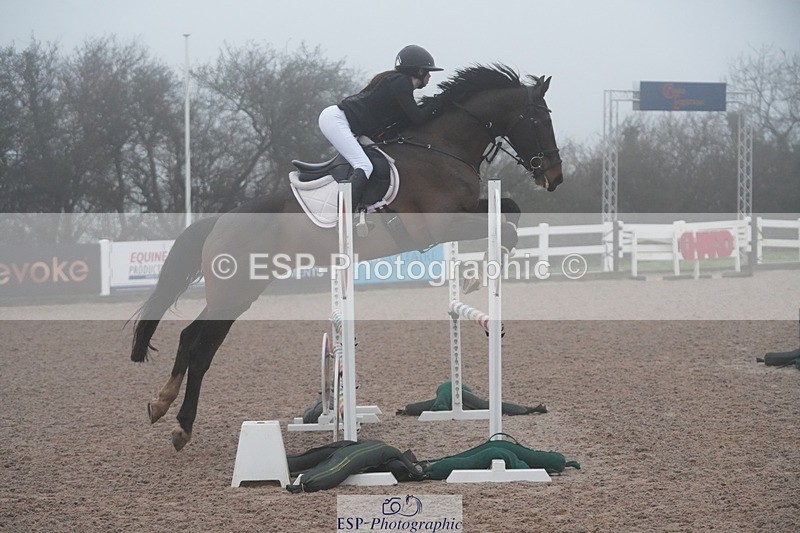 251207-095653-01552 - Cls 16 Blue Chip Winter Qualifier and 90cm