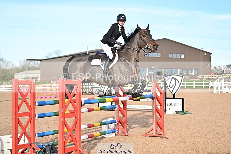 241113A-142510-00877 - Cls 05A&B Snr Fox & 1.20m Open