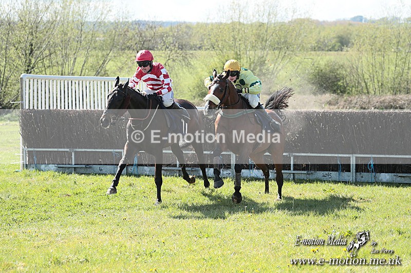 PtP 210425  1028 - Paxford Races Easter Monday 21/04/25