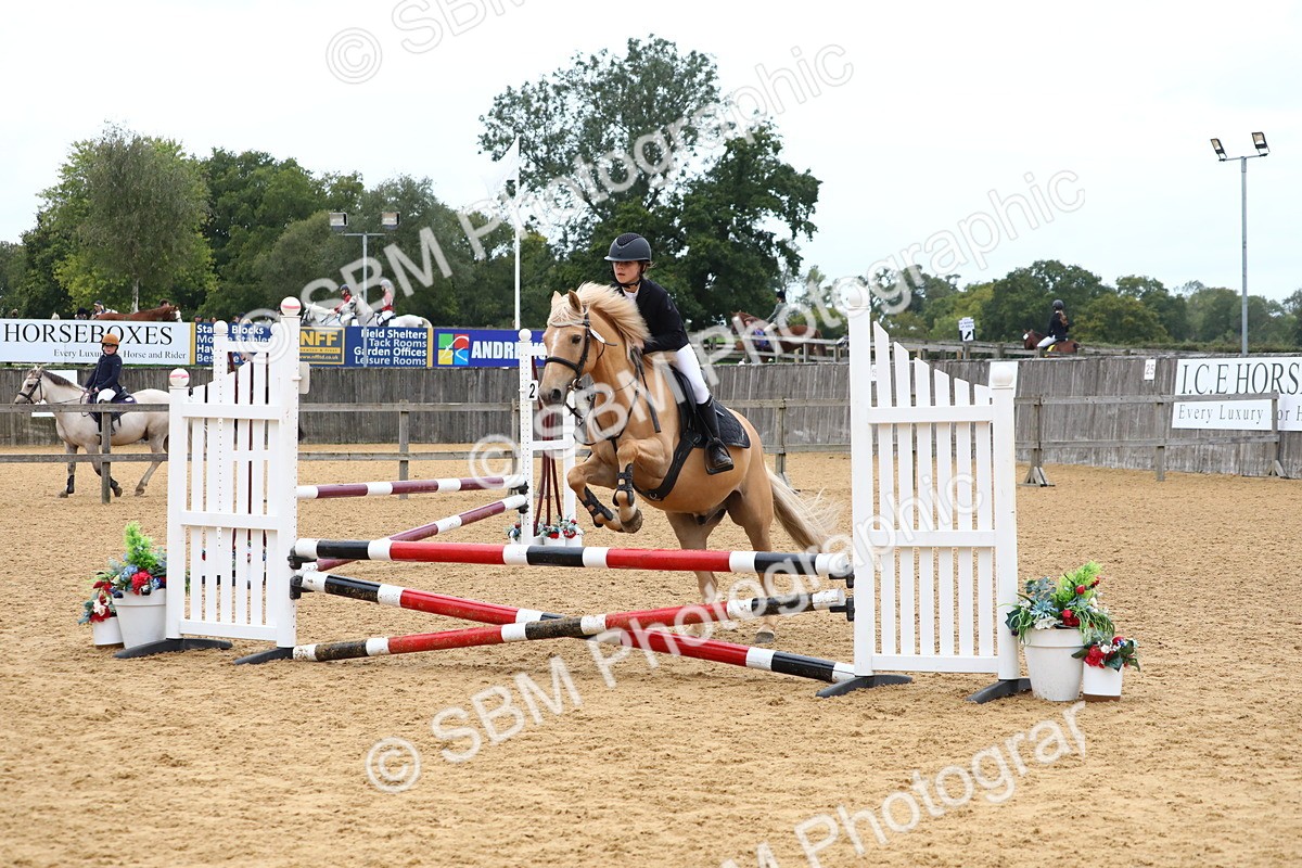 SBM_64006 - J65 - Junior pony 70cm Championship