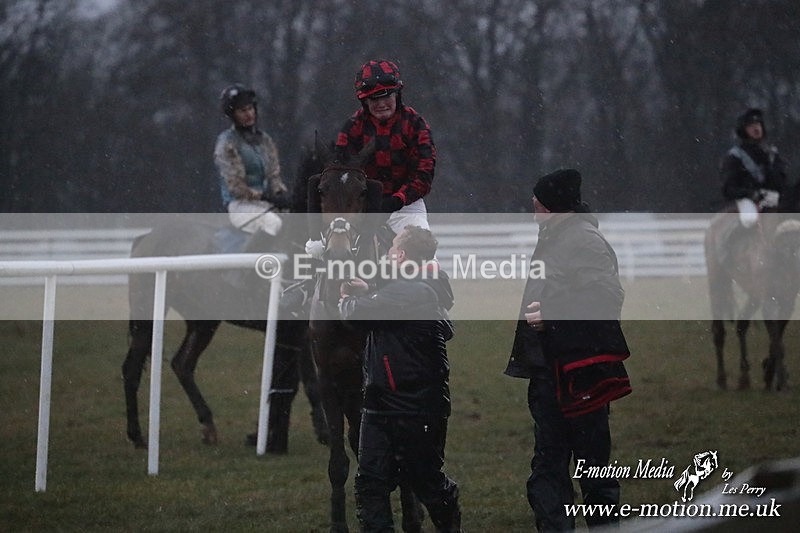 PtP 260125 1296 - Cocklebarrow Point-to-Point racing with the Heythrop Hunt 26/01/25