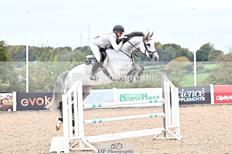 251015-131823-00535 - Cls 4 Newcomers and 1.10m Open