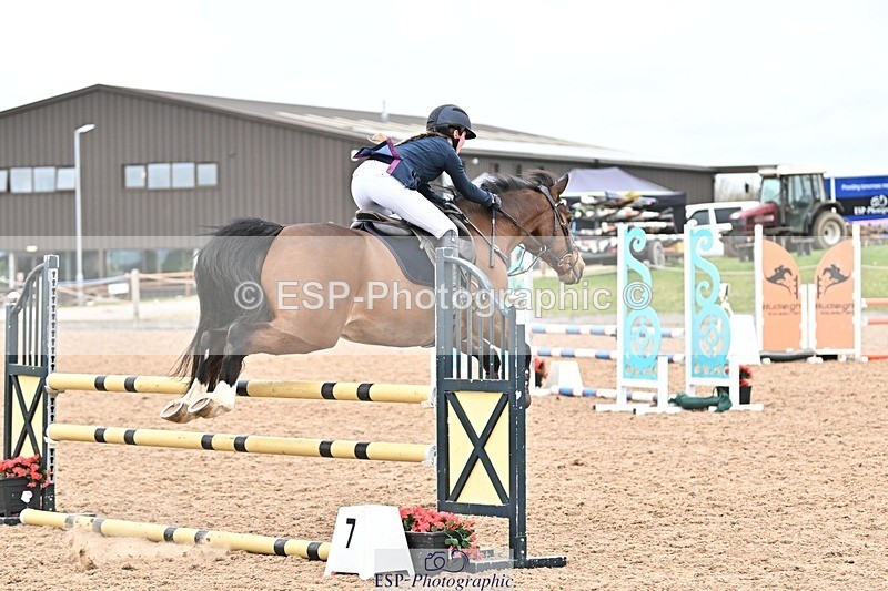 250414-112715-00536 - 90cm Round 1