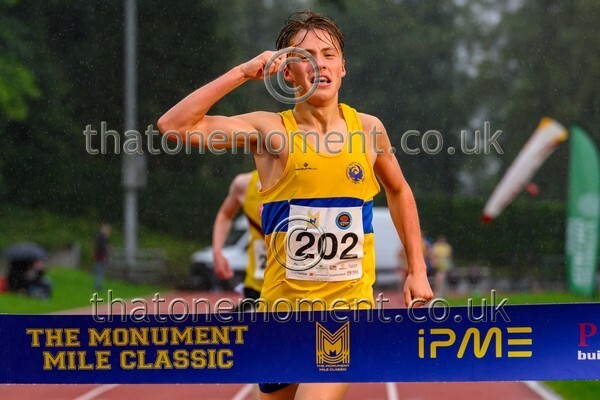 Monument25-919058 - Set Three