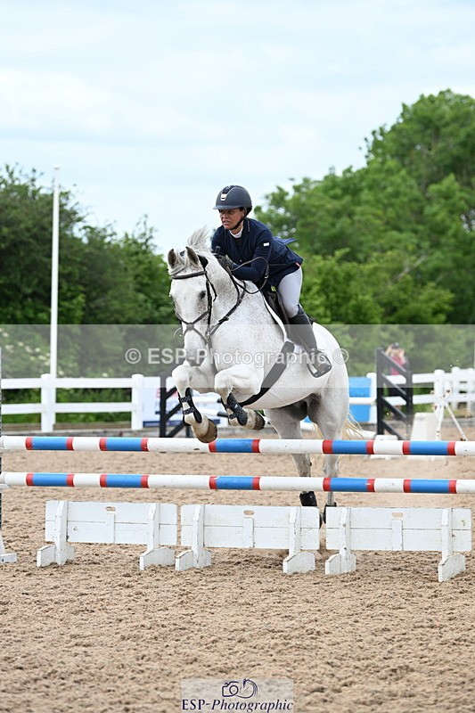 240609A-151204-06395 - Cls 27&28 85cm and 95cm Amateur Qualifier