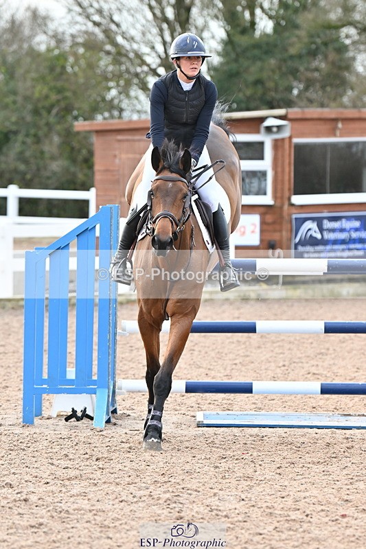 231208A-135911-01063 - Cls 6 Foxhunter & 1.20m Open