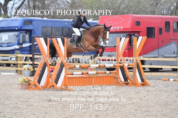 BPP_1437 - CLASS 15 SAT Senior BritiNovice/ 90cm Open