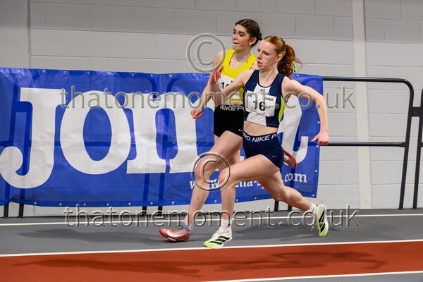 Age26SUN-918842 - Track Female