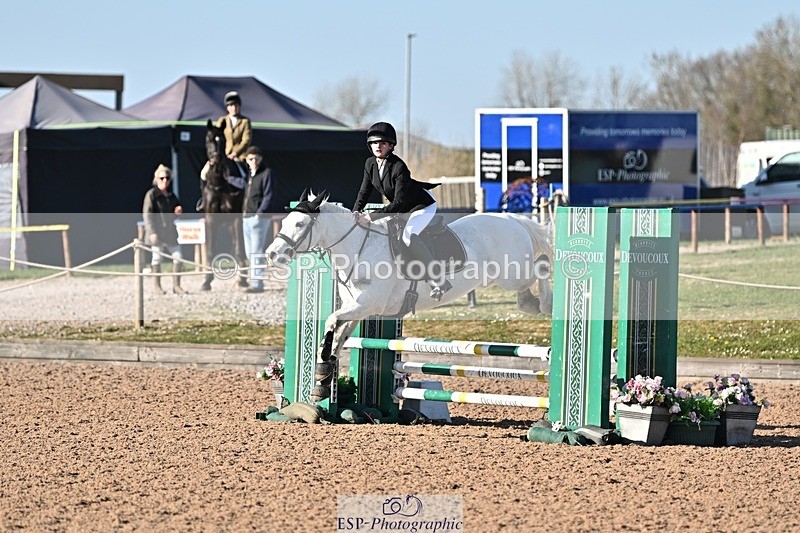 250401-172048-00369 - 70cm classes