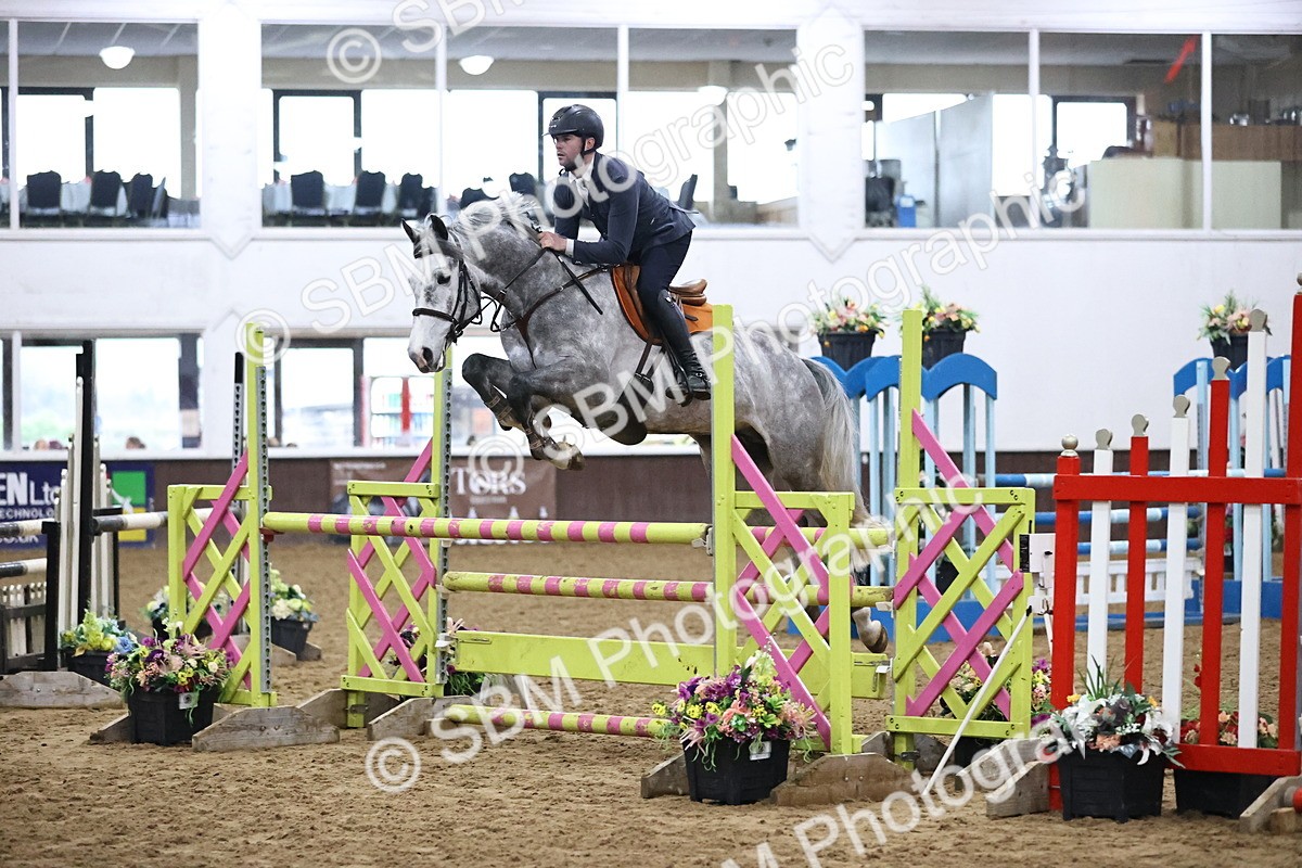 SBM_002822 - Class 10 - Senior Newcomers - 1.10m