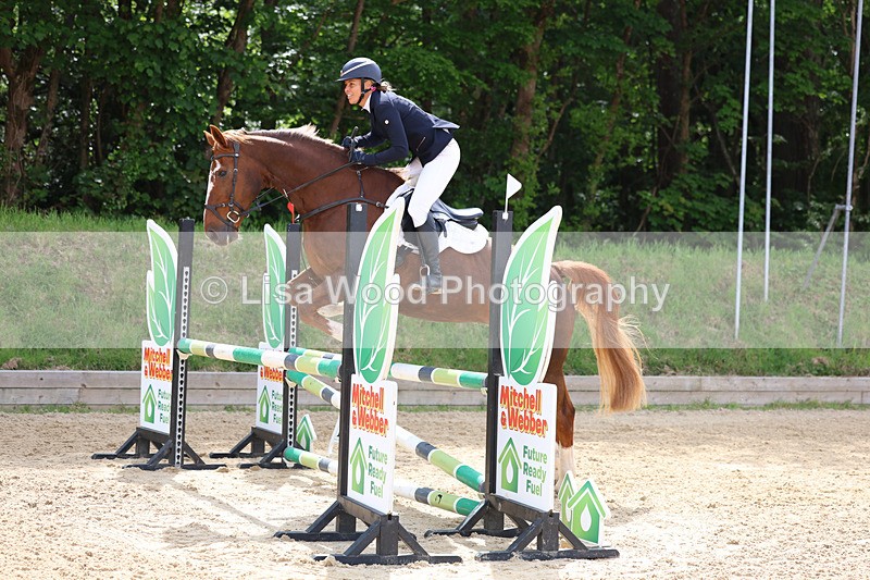 3E7A8791 - Class 4: Senior British Novice/90cm open