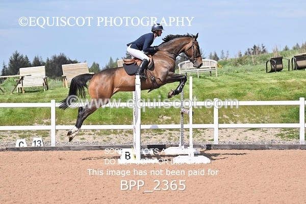 BPP_2365 - CLASS 6 - FRI - Senior Newcomers/1.10m Open