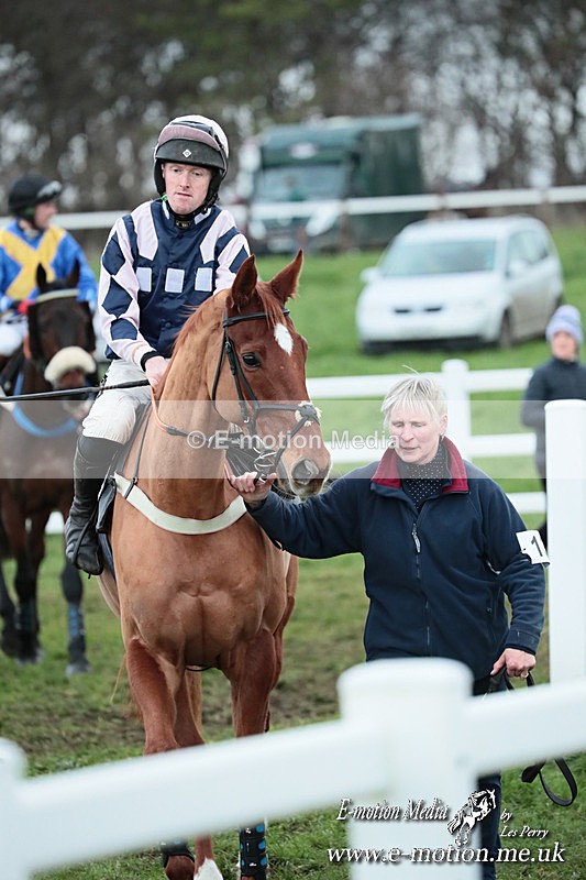 PtP 141225  2472 - New Forest Hounds PtP Larkhill 14/12/25