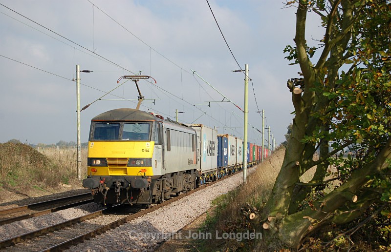 JL - 26.10.15 90044 Felixtowe North FLT - Crewe Basford Hall - Elsewhere on the network